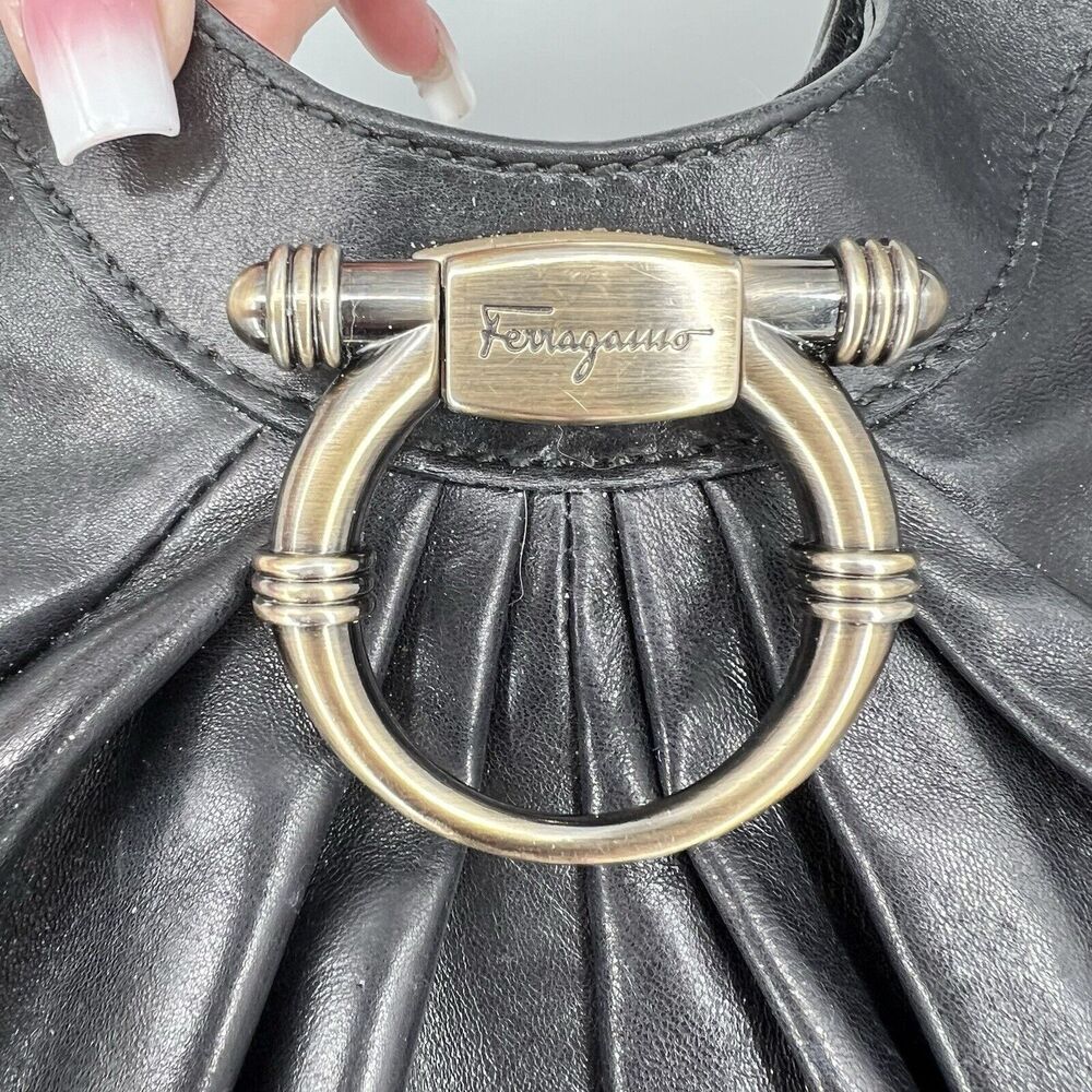 Salvatore Ferragamo Shoulder Bag Leather Black Security Clasp Calf Leather Hobo - Picture 3 of 16